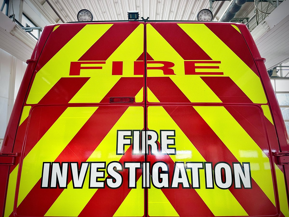 A fire in an abandoned building is being investigated as a suspected arson attack. A joint investigation is taking place following the fire in Peache Way, Bramcote, on Sunday (12 May). ➡️ notts-fire.gov.uk/news/bramcote-…