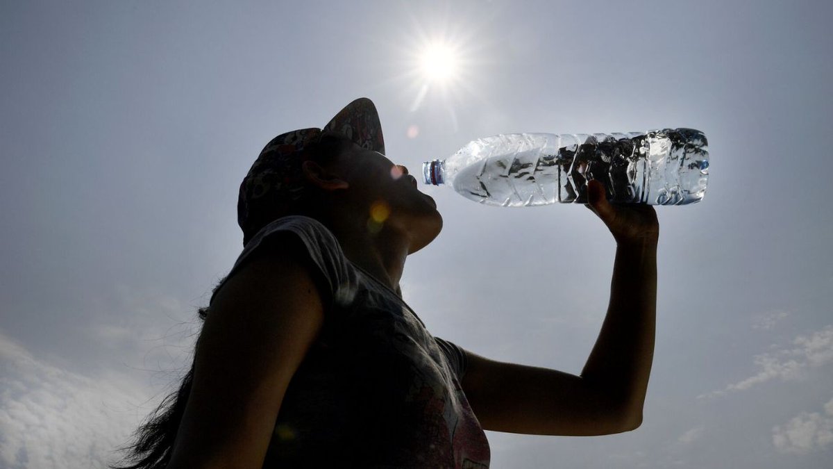 SIN24Horas's tweet photo. ¡Protégete! Meteorología pronostica calor excesivo por el resto del mes. #NoticiasSIN #Pronóstico #Calor #Metereología #Excesivo 

Más detalles en nuestro periódico https://t.co/Ovpz0o2vQa

https://t.co/G907WRwGlk https://t.co/q8z3zEjdQN