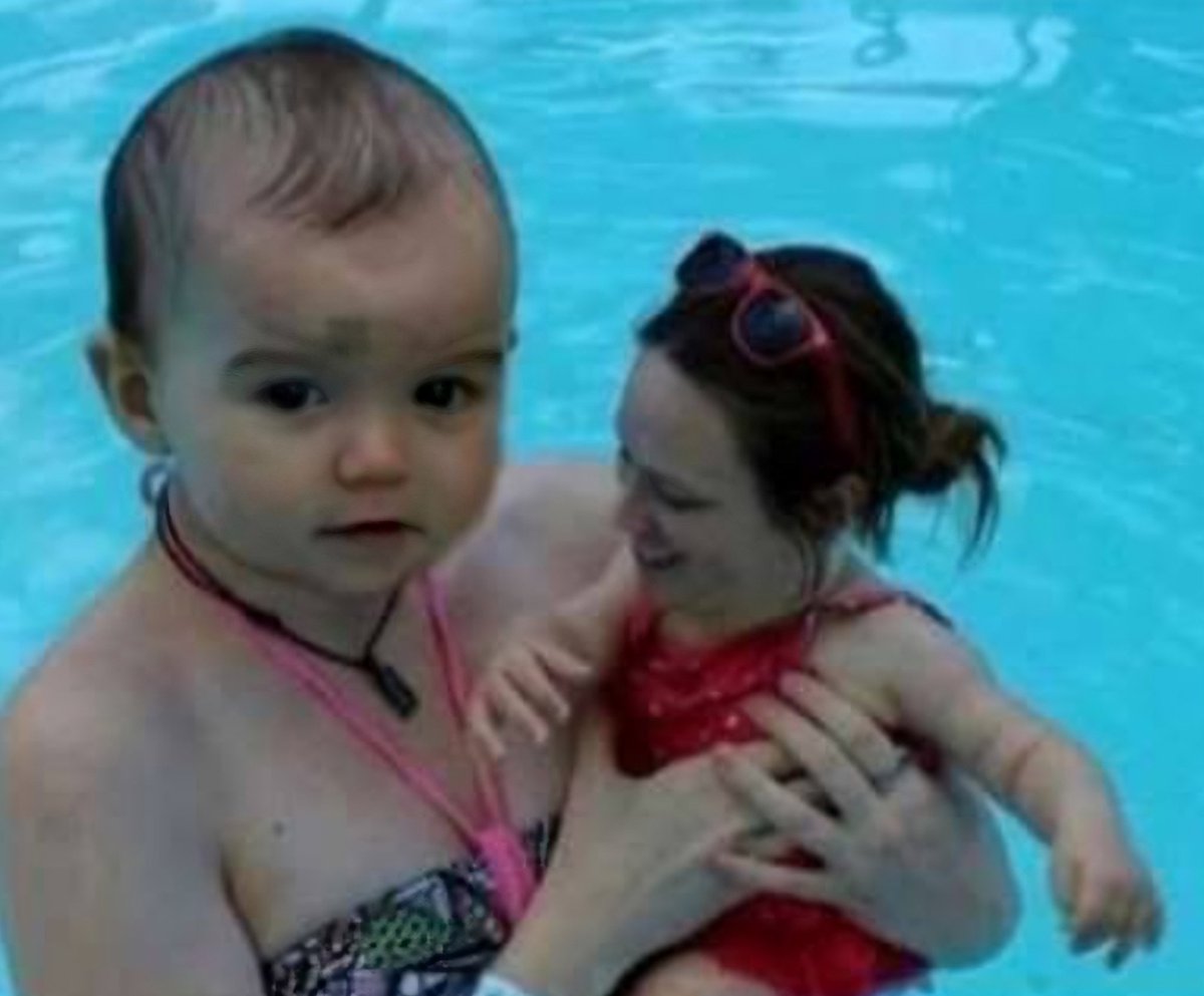 angel4bad's tweet photo. Quando a mãe chama Gabriela e a filha Edna Anézia https://t.co/3sUnwW1nbm