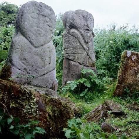Boa Island, located near the north shore of Lower Lough Erne in County Fermanagh, Northern Ireland, is home to some of the most remarkable and mysterious stone figures in Ireland or Europe. These figures date back to the early Christian period, around 400-800 AD. The Caldragh