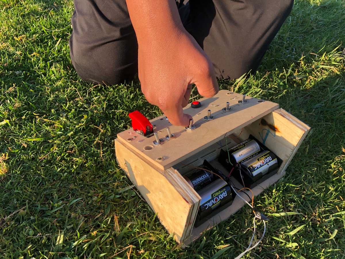 CSWSalinas's tweet photo. Our rocket boy, now a freshman at Alisal High, dominated our final Family Science Night. With 6 rockets sent off by his new home-built launching system and launch pad plus his whole family counting down, it was a glory to behold.  
#Toolsinyourhands
#SUHSDleads
#suhsdstrong https://t.co/6WoBcQ7QCu