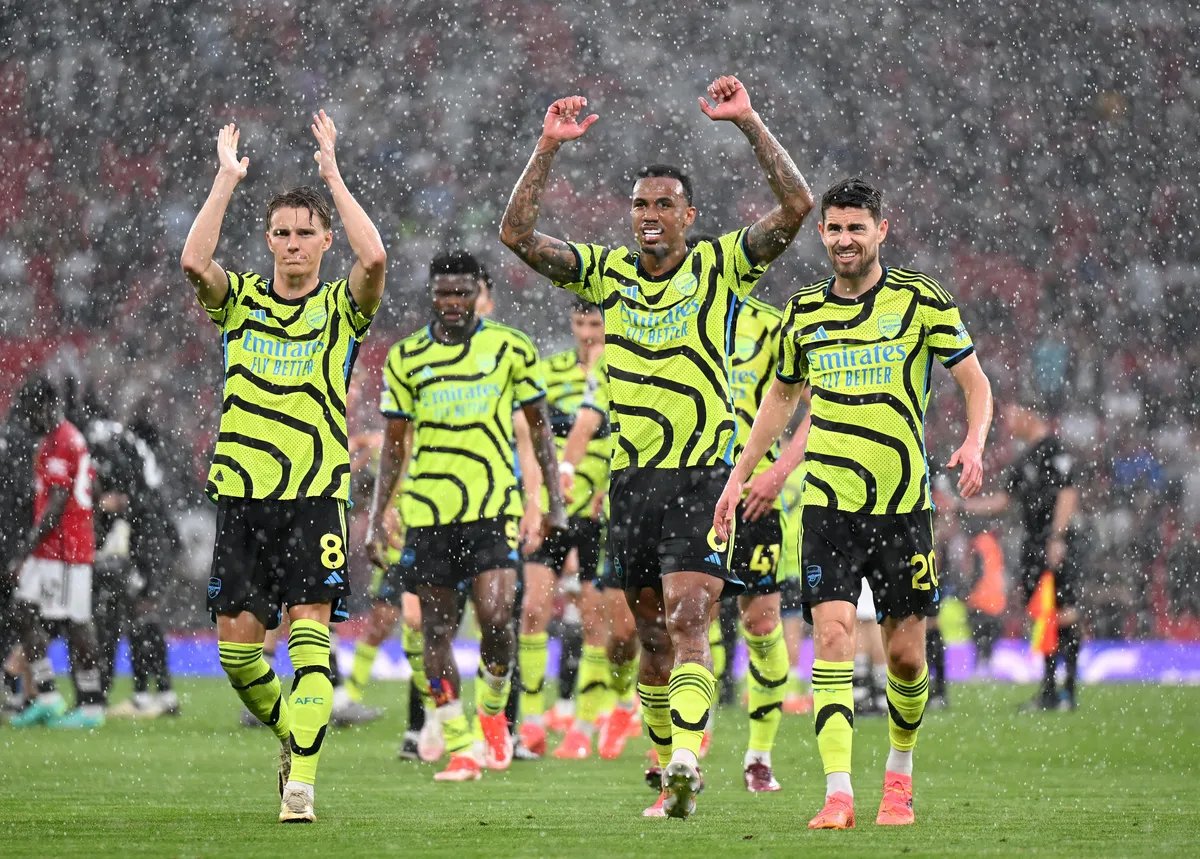 kit_geek's tweet photo. #KitStat - 3⃣1⃣
@Arsenal have scored 31 points out of possible 36 in their Away Kit in the Premier League this season, winning 10 out 12 games!
A modern classic for this Kit Geek! https://t.co/YxALQz1Z2N