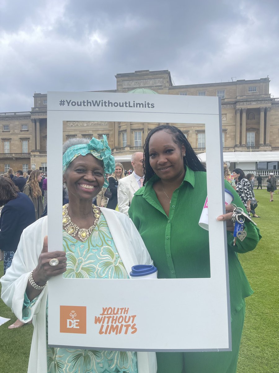 So #proud of @shaaymonroee collecting her #Gold @DofE award #BuckinghamPalace today with her Mum Claudette - both looking fab! #NeverGiveUp #youthwork