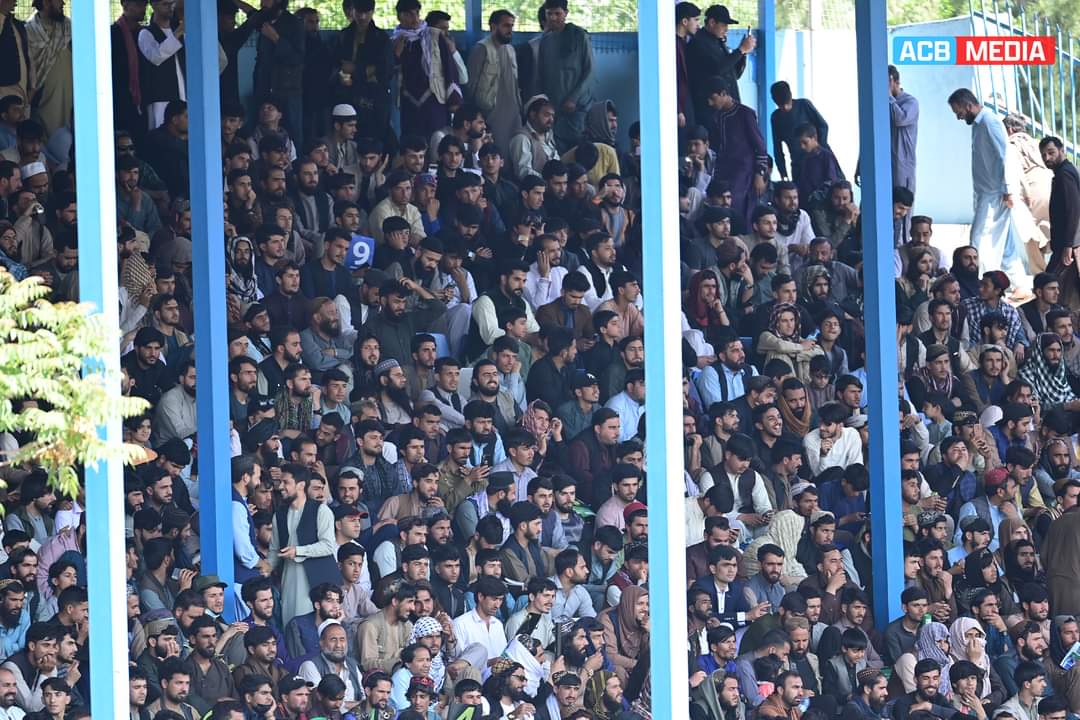 asdevender_bbc's tweet photo. Afghanistan rise again 👏
Simply Breathtaking!
If you have not seen Cricket from Afghanistan; You have not seen the game in It's natural form..
Well done 👏 @MirwaisAshraf16 @NaseebAFGcric @ACBofficials https://t.co/lETqsKZMBd