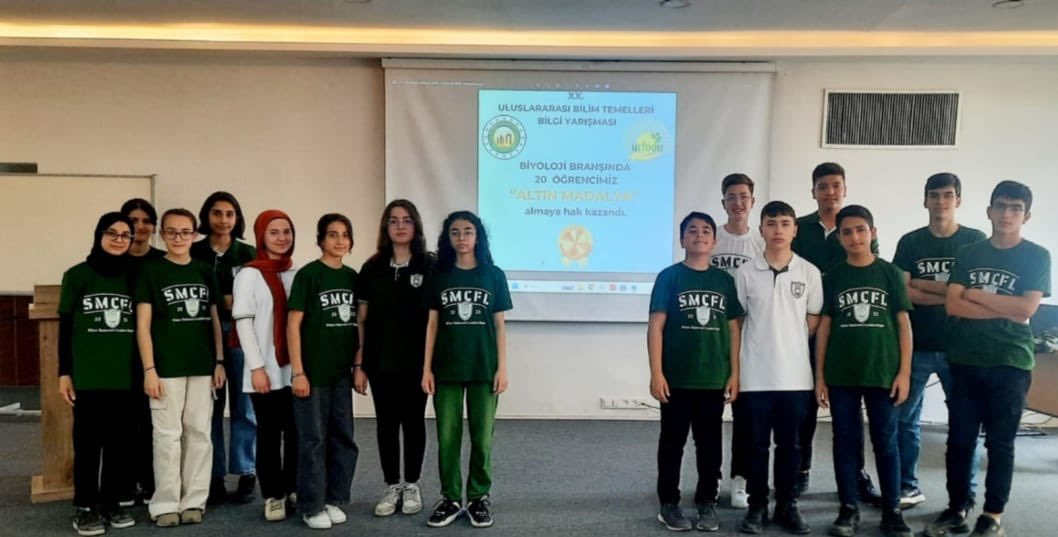 Ercan_Kayabasi's tweet photo. İLÇEMİZİN GURURU SEVGİLİ GENÇLERİMİZİ TEBRİK EDİYORUM.🏅🏆🇹🇷
XX. Uluslararası Bilim Temelleri Bilgi Yarışması (URFODU) Finalleri'nde ilçemizi en iyi şekilde temsil ederek Biyoloji branşında Seyit Mustafa Çelik Fen Lisesi 2️⃣0️⃣ öğrencimiz altın madalya almaya hak kazandılar.🥇🏅
Büyük bir başarı gösteren sevgili öğrencilerimizi ve bu başarının sağlanmasında emeği geçen değerli öğretmenlerimizi tebrik eder, başarılarının devamını dilerim.
#Nusaybin #Mardin
