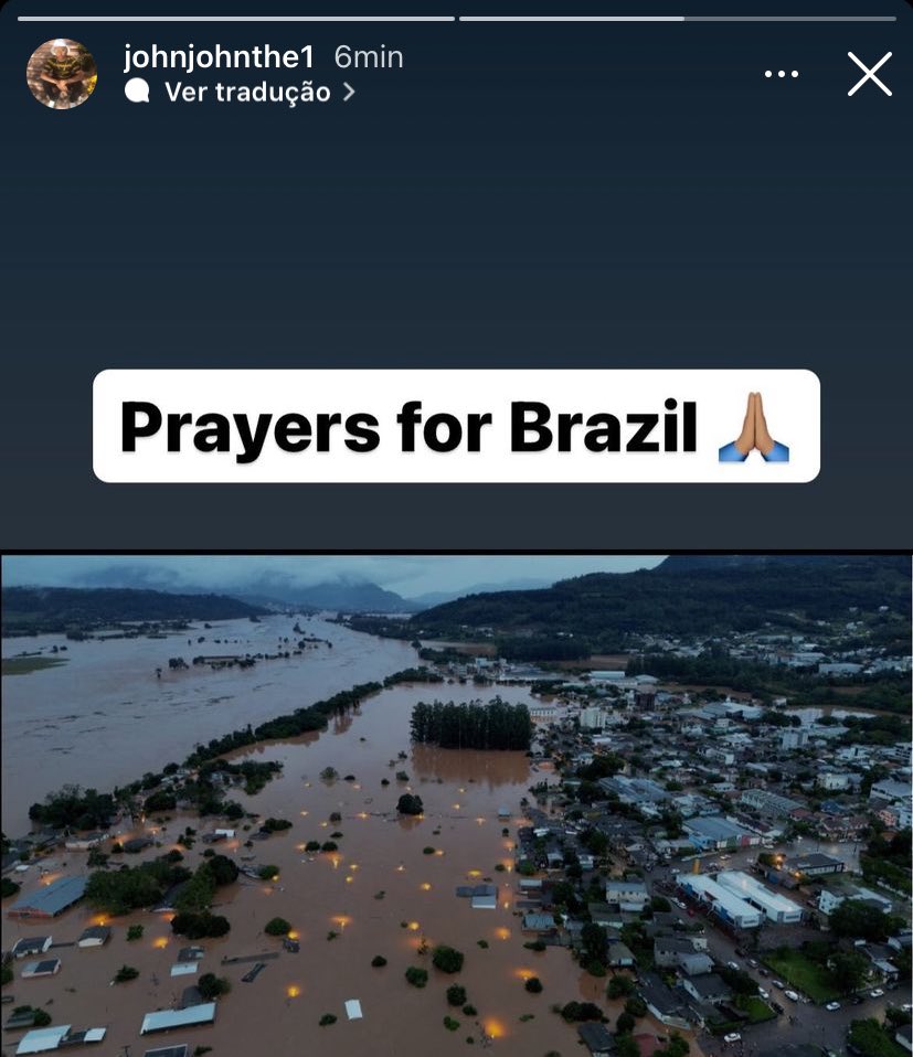 🙏 “PRAYERS FOR BRAZIL”

O tecladista do Bruno Mars, John Fossitt, responsável por nos surpreender com 'Evidências' no The Town, está pedindo orações para Brasil, pelas vítimas afetadas pelas enchentes do Rio Grande do Sul.