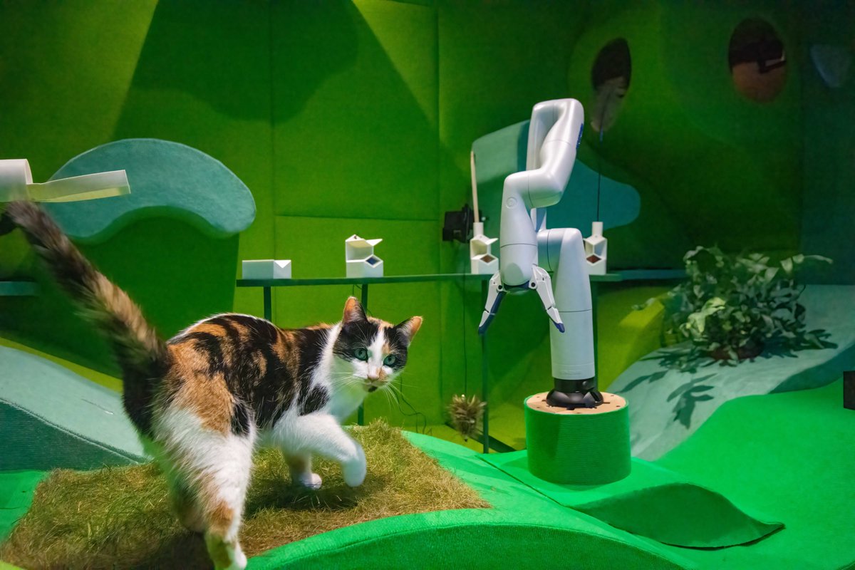 Uni of Nottingham Press Office (@uonpressoffice) on Twitter photo Would you trust a robot to look after your cat? 🐈
New research suggests it takes more than a carefully designed robot to care for your cat <a href="/UoNComputerSci/">Computer Science, Uni of Nottingham</a> <a href="/TheOfficialMRL/">Mixed Reality Lab</a> <a href="/blasttheory/">Blast Theory</a> <a href="/HorizonDER/">Horizon</a> <a href="/profbenford/">Steve Benford</a>
Full story here: tinyurl.com/ywd3r6rs Would you trust a robot to look after your cat? 🐈
New research suggests it takes more than a carefully designed robot to care for your cat <a href="/UoNComputerSci/">Computer Science, Uni of Nottingham</a> <a href="/TheOfficialMRL/">Mixed Reality Lab</a> <a href="/blasttheory/">Blast Theory</a> <a href="/HorizonDER/">Horizon</a> <a href="/profbenford/">Steve Benford</a>
Full story here: tinyurl.com/ywd3r6rs