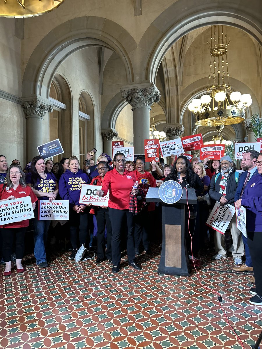 @NYSenatorRivera “We already have the blueprint—let’s make it work,” says Nadine Williamson, RN of @1199SEIU on the need to follow the safe staffing laws passed in 2021! #SafeStaffingSavesLives