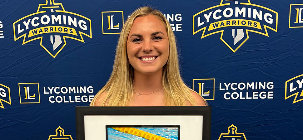Brought Awarded Lycoming College Outstanding Female Athlete Of The Year. tinyurl.com/4w8frue8 <a href="/lycoathletics/">lycoathletics</a> <a href="/cathrynbrought_/">Cathryn Brought</a>
