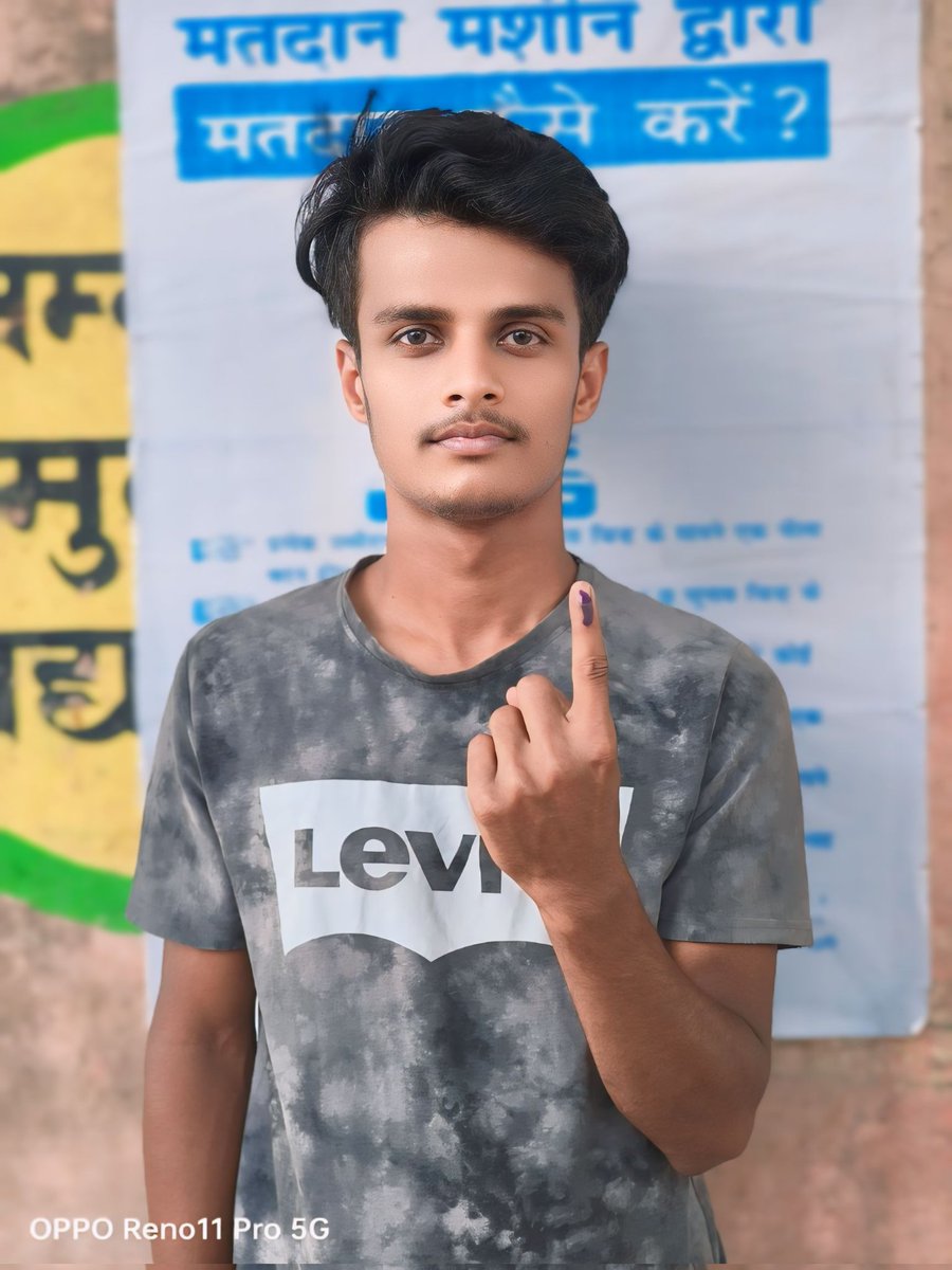 iamneyazshaikh's tweet photo. I'm so happy 😊 because
I voted 🇮🇳 for the first time https://t.co/RjfGgMXSSw