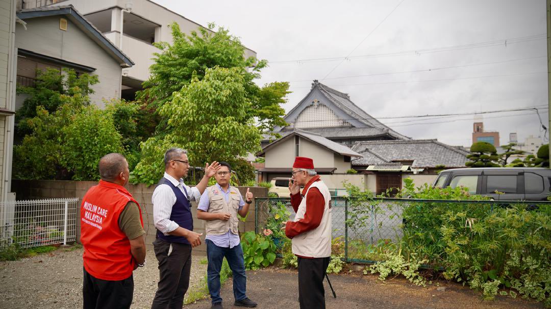 drzul_albakri's tweet photo. Melawat tapak Masjid al-Da’wah yang bakal dibina di Osaka, insya-Allah. 

Teruskan sokongan anda dengan menyumbang kepada Japan Dawah Centre dan Muslim Care Malaysia Society

https://t.co/Gh6U11IDWB https://t.co/HhOt07fdWG