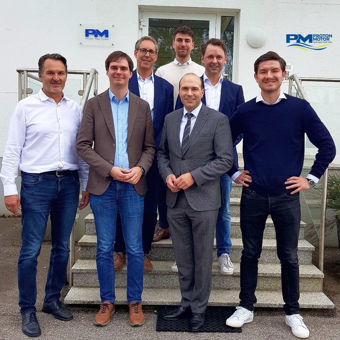 Politics meets #ProtonMotor
<a href="/Bundestag/">Deutscher Bundestag</a> representatives visited <a href="/ProtonMotor/">Proton Motor</a> at future and current premises: 
<a href="/Mehli/">Dr. Andreas Mehltretter</a>, <a href="/DerLenzMdB/">Andreas Lenz</a>,  <a href="/Florian_Ossner/">Florian Oßner</a>, <a href="/mischrodi/">Michael Schrodi</a> and <a href="/nilsgruender/">Nils Gründer</a> 

#PPS #RenewableEnergy #energiewende
#EnergyStorage #EnergyTransition #energy #AlternativeEnergy