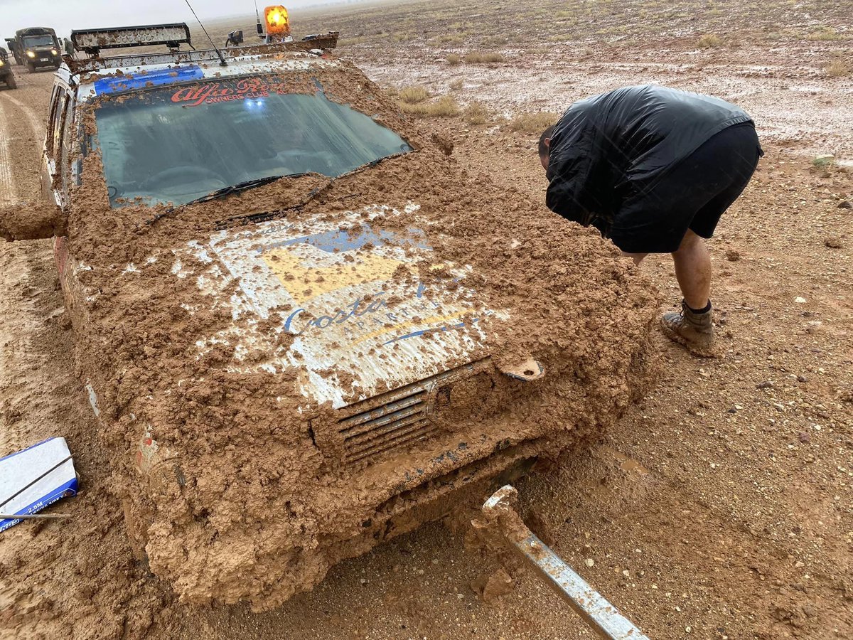 motoringguruUK's tweet photo. Very dirty Alfa 33 Sportwagon photo. 

Absolutely filthy.

(Picture stolen from FB)
#alfa33 https://t.co/FXStuBA4Dc