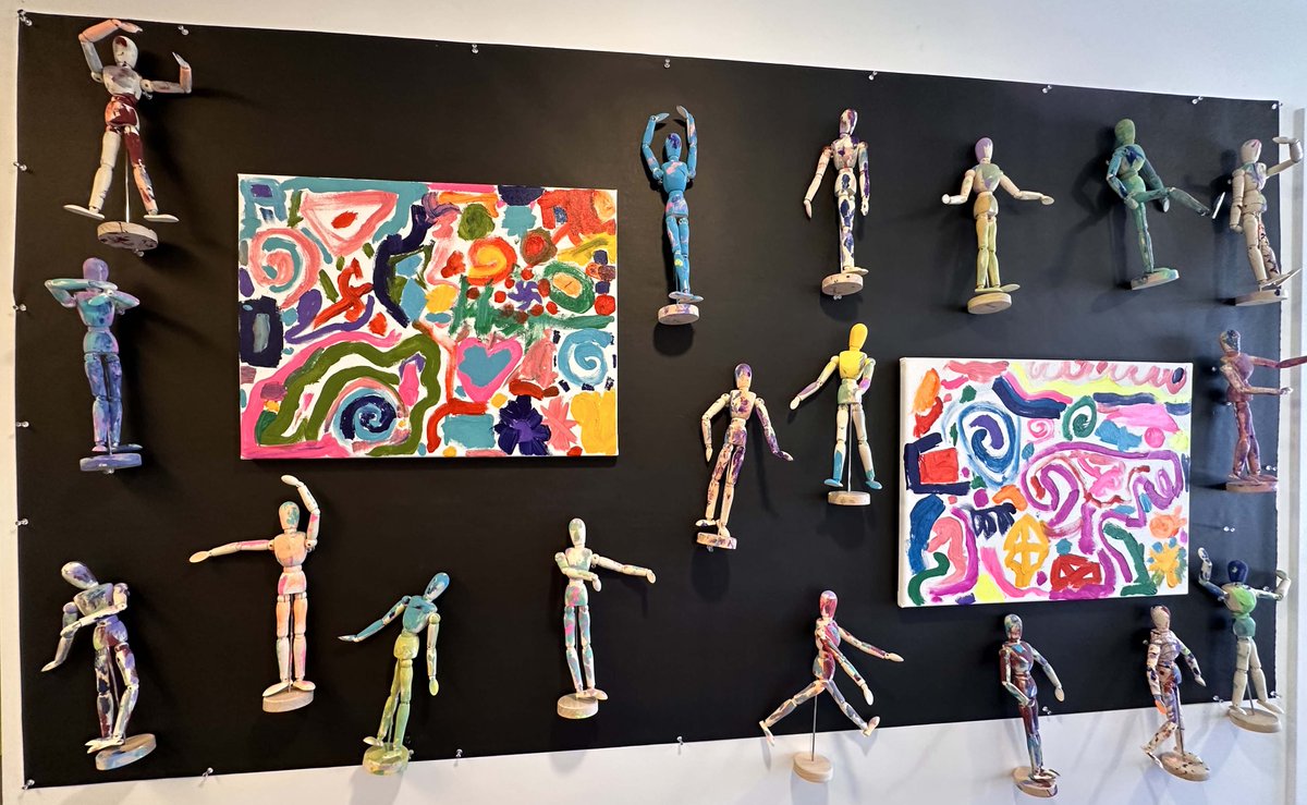 Last Saturday, our Maternelle parents visited the 'MaMA,' our Museum of art, MAternelle. This year's theme was 'Movement in the Arts.' The parents had a great time viewing the various colorful exhibits featuring paintings, sculptures, and much more. #art #exhibit #ISBOS #MaMA