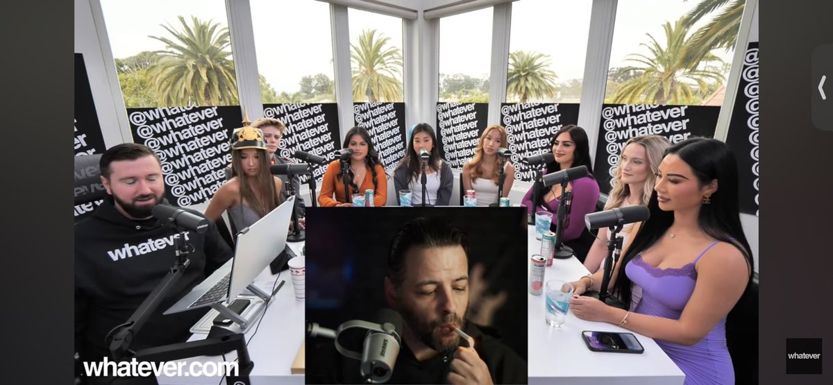 WillieReacts's tweet photo. @paleochristcon @FreshandFitPod @whatever Twitter talm bout you was smoking on that daisy pack too gang ,,, hoooooly https://t.co/7Fb5QJOg04