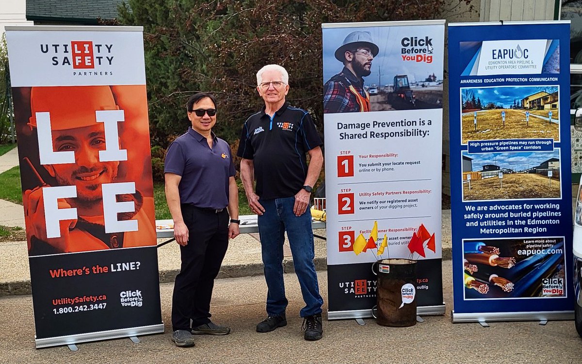 May 11, 2024 - The Town of Stony Plain's 'Family-Friendly' Emergency Preparedness event was a big success! A big THANK-YOU to Mayor William Choy for stopping by for a photo op and expressing his support for the #DigSafe message! #ClickBeforeYouDig #SafetyFirst #WheresTheLine