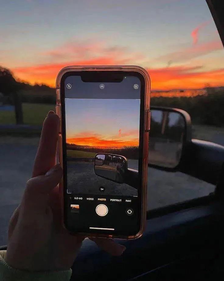 clubdoscorno's tweet photo. Quando vejo o lindo pôr do sol

eu: https://t.co/oBZqVoTLXX