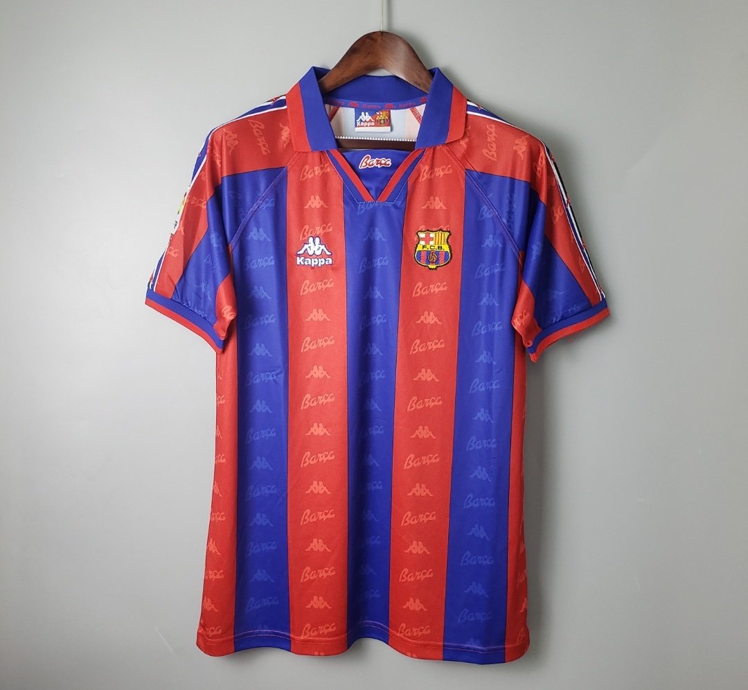LxoMessismoFCB's tweet photo. 🎁👕SORTEO INTERNACIONAL CAMISETA RETRO FC BARCELONA👕🎁

Para participar:
• RT
• Seguir a @LxoMessismoFCB y @ElevenKits

👥Menciona un amigo para doble participación

Ganador: 27 de mayo🗓️ https://t.co/J5MRFlkjgV