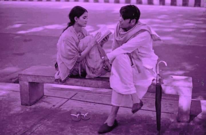 Yaad_e_Jani's tweet photo. مسئلے کا حل نہیں ہے اور پھر 
حل بھی تو اک مسئلہ ہے صاحبہ
#Yaad_e_Jani #Urdupoetry #Poetry https://t.co/CEcH0zxhFi