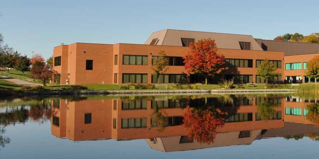 Conestoga honoured with applied research and innovation excellence award from <a href="/CollegeCan/">Colleges and Institutes Canada</a>: ow.ly/3xKf50RBUKa.