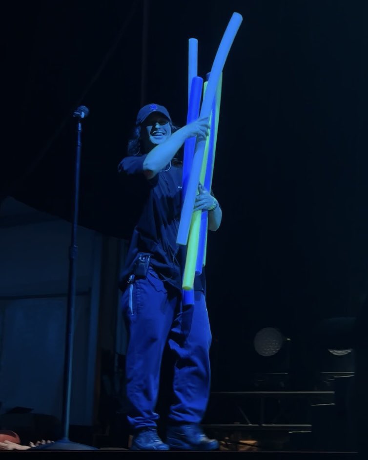 jojiontour's tweet photo. Joji carrying pool noodles on stage last night at #HITCNY! (via @keshikaye) https://t.co/OzBbkb5ArI