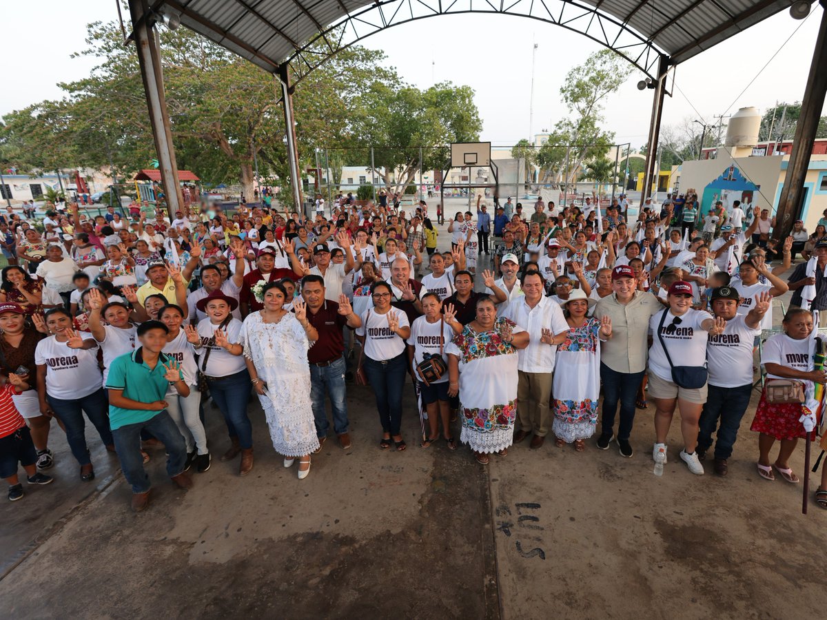 huachodiazmena's tweet photo. De la mano de Manuela Garma y del pueblo, vamos a llevar bienestar a #Sanahcat. Estamos listos para dejar atrás esos gobiernos que solo trabajan para unos cuantos y construir un #Yucatán con igualdad para todas y todos.
#HuachoGobernador https://t.co/OtjHZCM6dD