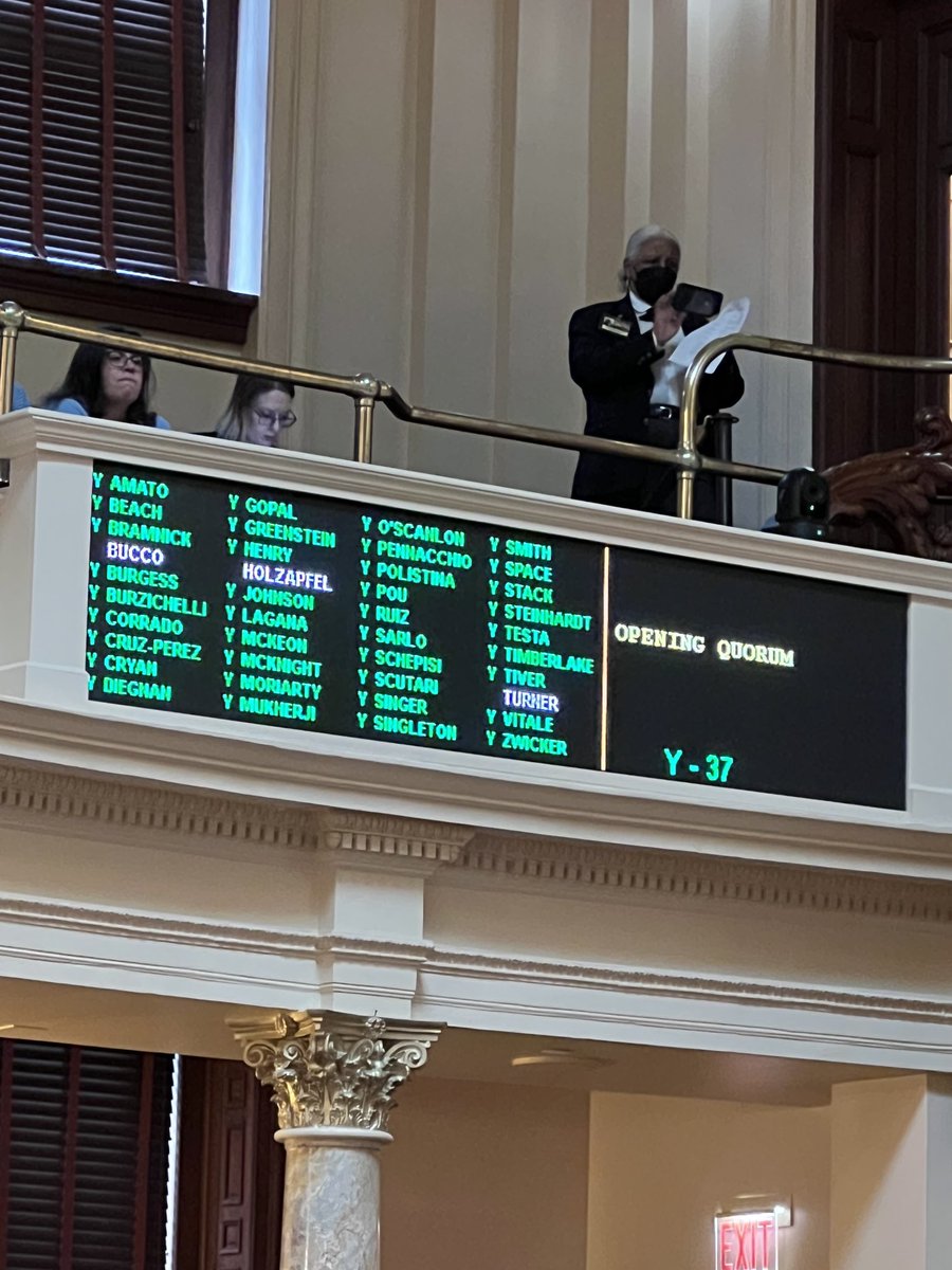 Attendance for today’s NJ Senate voting session (interestingly ⁦@tonybucco⁩ — the Senate Minority leader and a backer of the OPRA overhaul bill — is not here today).