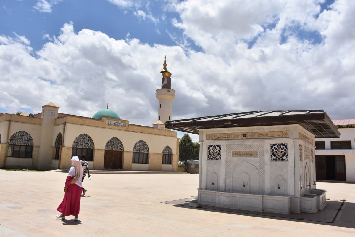 🟩 Journalist Ömer Adıgüzel and his team have reached #Necaşi Village, located 60 kilometers from the city of #Mekele in #Ethiopia, to document the lives of King Negus and the 15 companions with a #documentary.