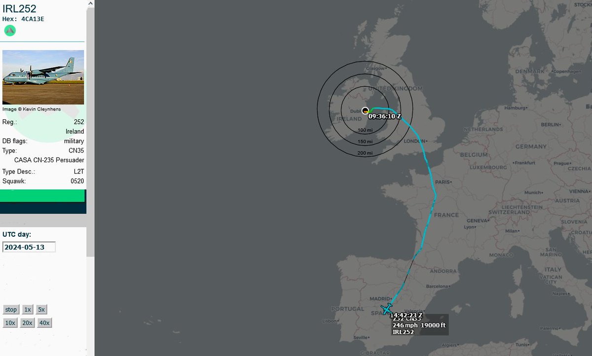 The #IrishAirCorps Casa 235 '252' today made the journey from Baldonnel to Seville, Spain.

I understand that it will go to a museum in Seville as it is the airframe with the highest number of hours on it of all the Casa 235 aircraft worlwide
#avgeek