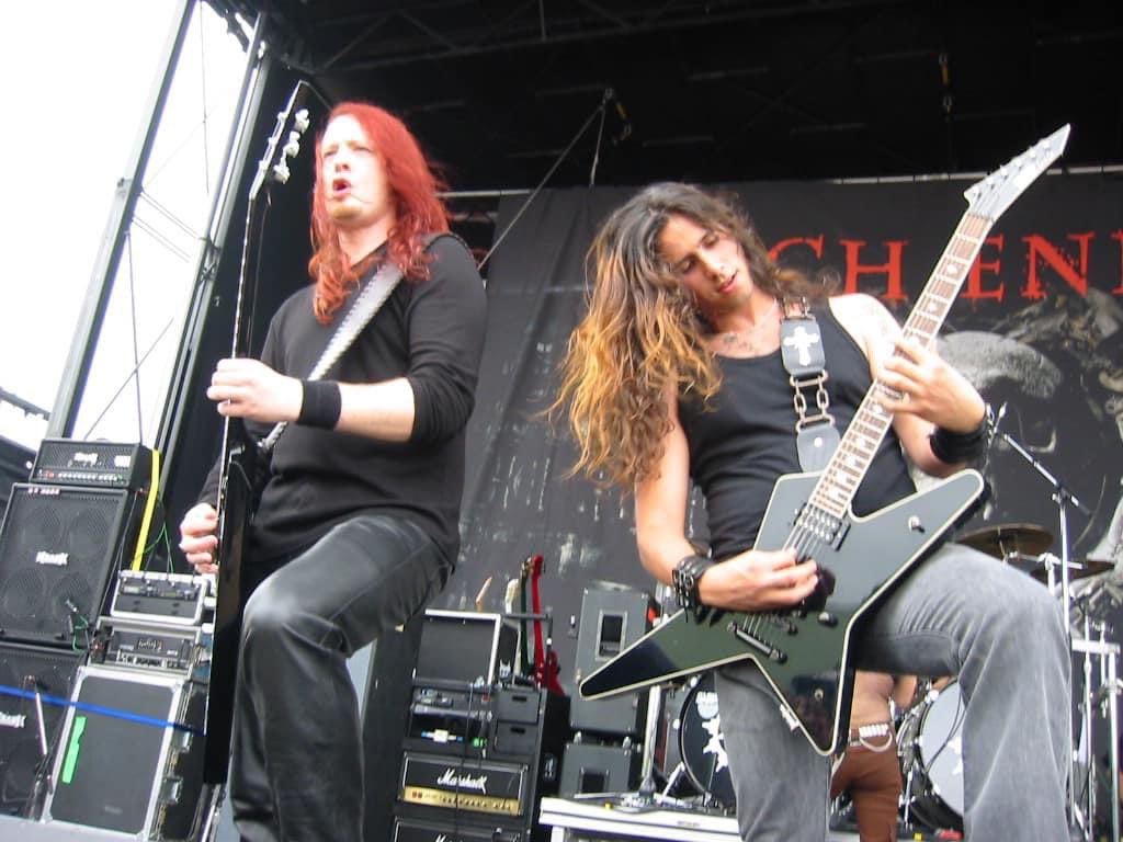 . @Michael_Amott & @GusGofficial with @ArchEnemyMetal at #OzzFest 2005 📸: @WarriorManagemt #archenemy #gusg #metal #festival