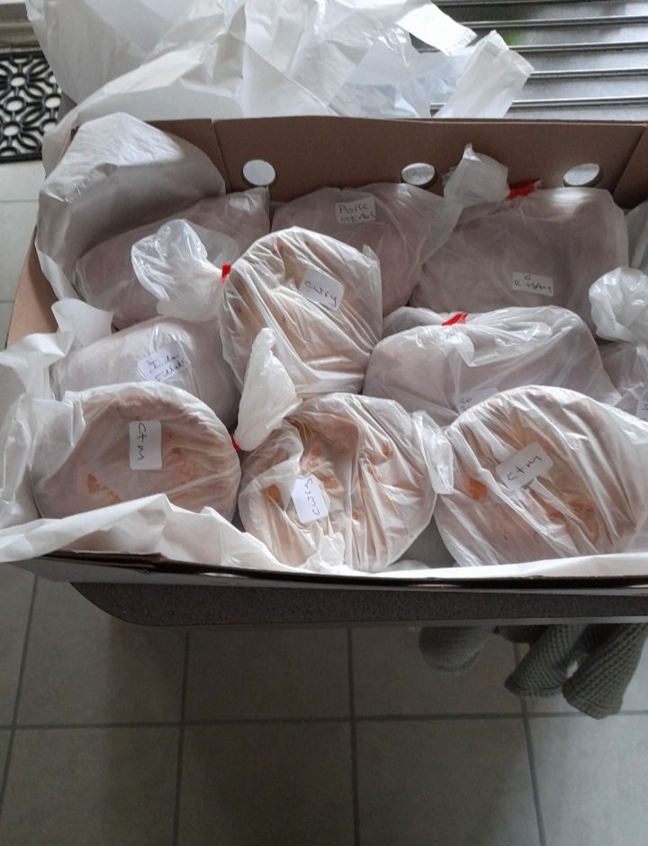 MrsHW's tweet photo. #HappyMonday tweety peeps.  The sun has been shining and a visit to my fave #masterbutcher @BIGSLED3 @HaffnersPies #butchers to restock 🥰. Enjoy your tasty Irish treat I gave you buddy from @Breda_Murphy , so I did 😋 . @RuthRendell1 @Zobear @Onceamod1 @markpate83 @sylviacleaver https://t.co/rC0TkE1TcK
