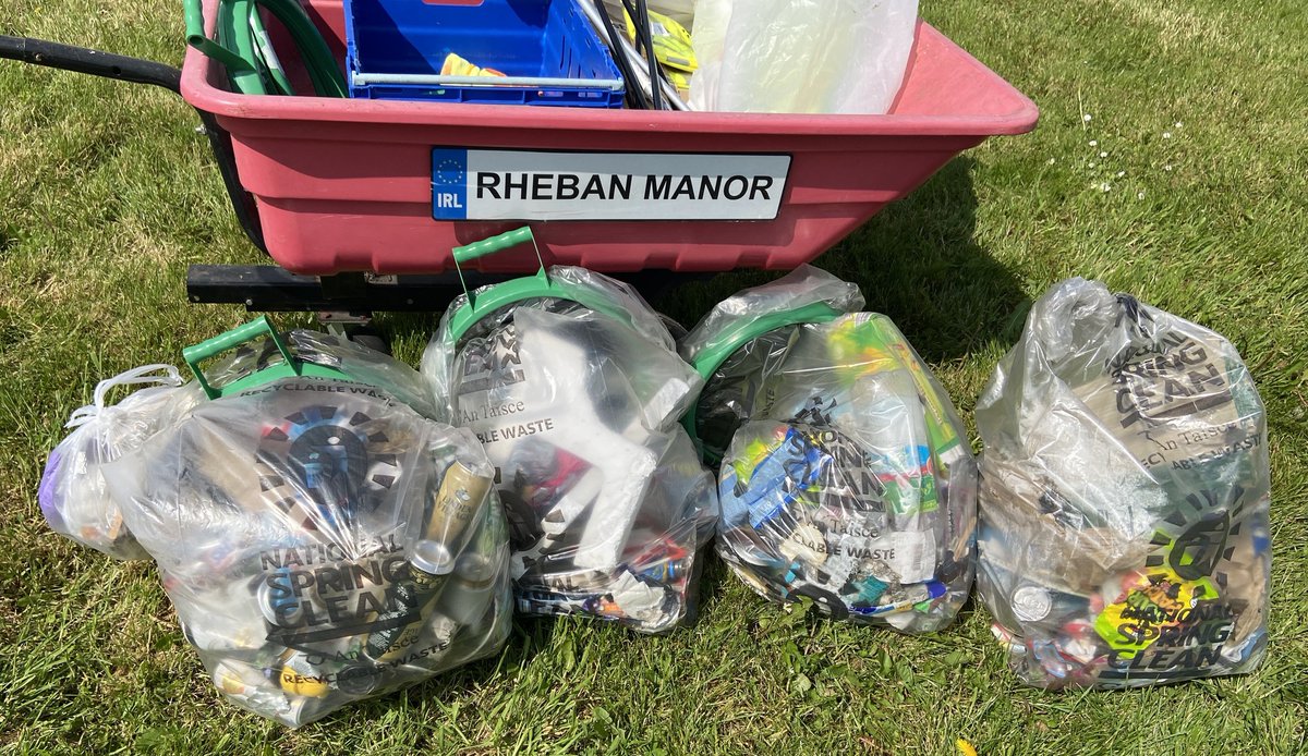 Rheban Manor Residents did a fantastic #SpringClean24 of the area! Thank you to everyone who got involved 💚 #SDGsIrl #NationalSpringClean #Kildare