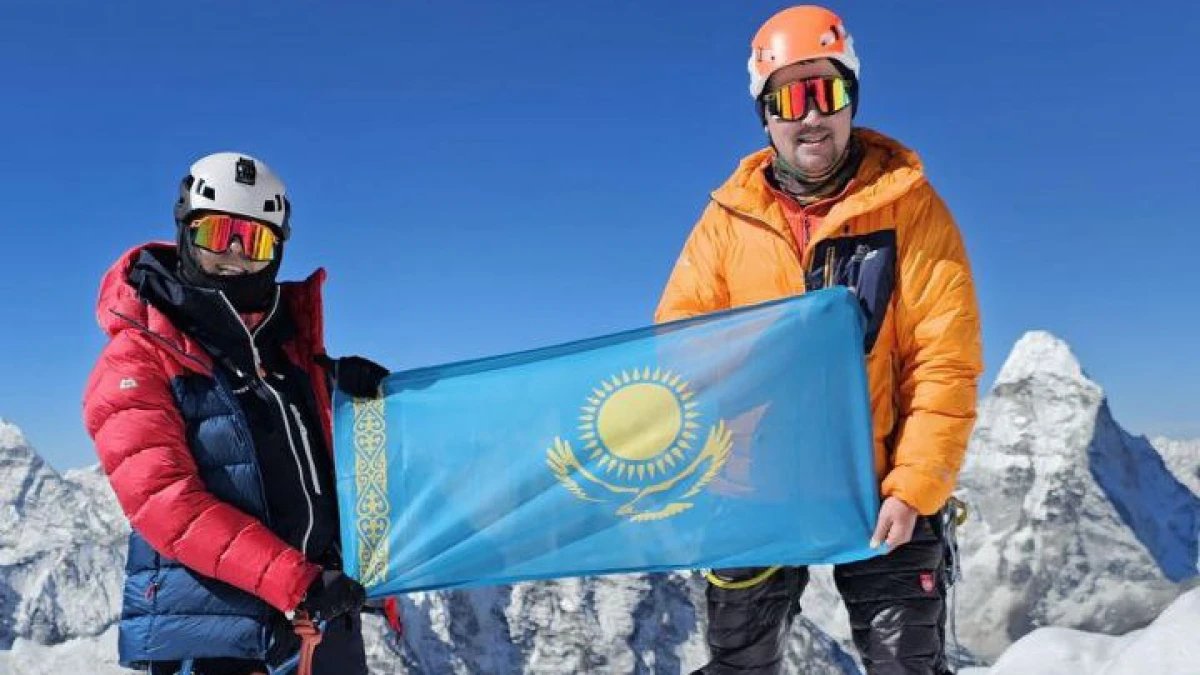 Everest'e çıkan ilk Kazak Türkü kadın 🔗qha.com.tr/kultur-sanat/e…