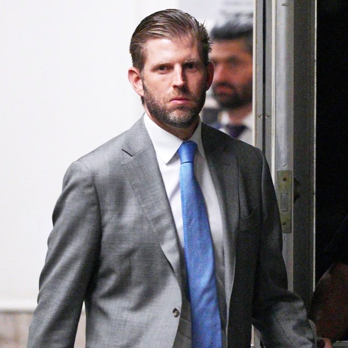 🚨BREAKING: Eric Trump, one of his father's biggest disappointments, was BUSTED violating Judge Merchan's rules against using mobile devices in the courtroom today.

To make matters worse, he used his phone to hurl an attack at the witness testifying, Michael Cohen. He tweeted 'I…