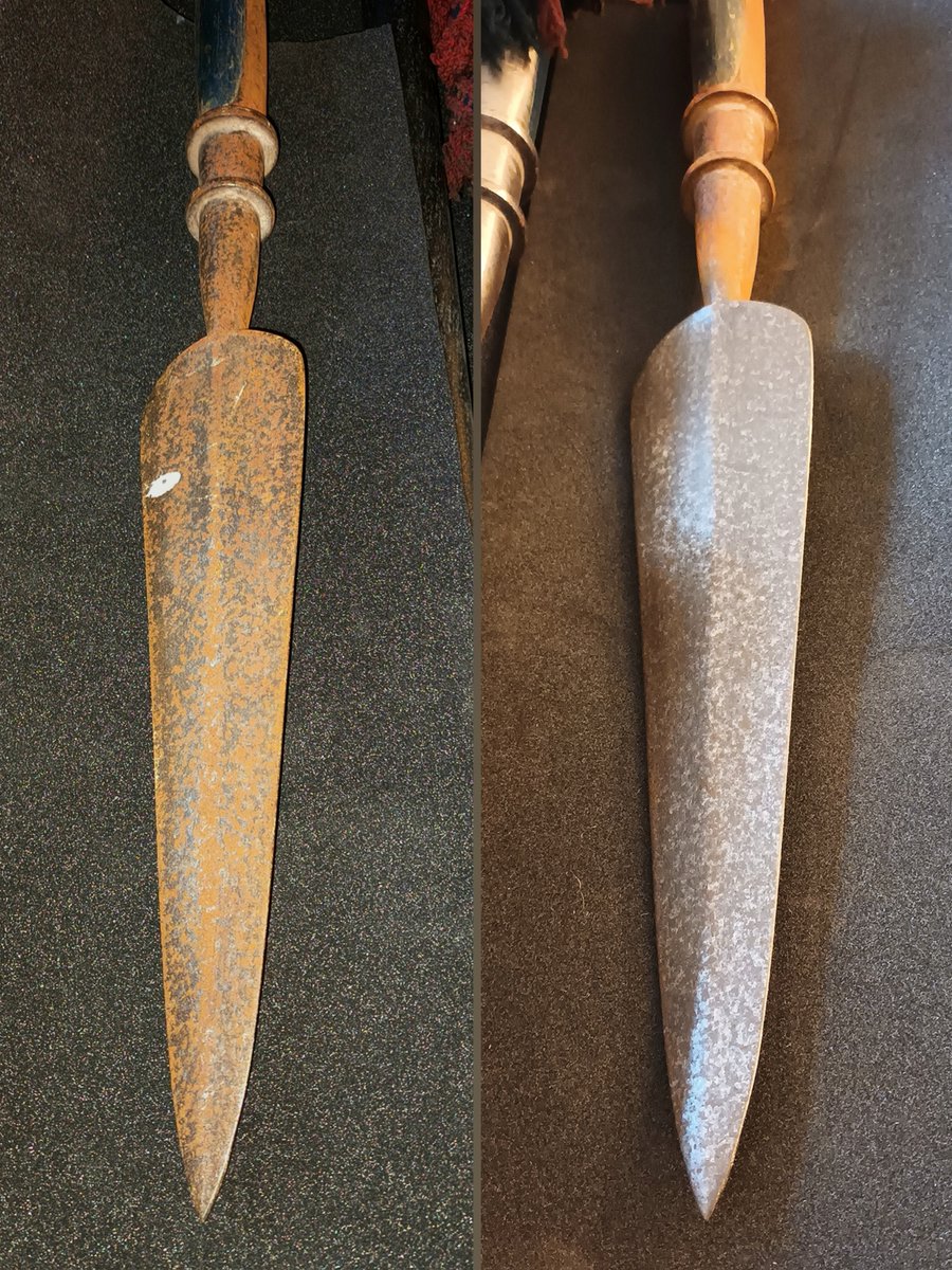 The house team has been cleaning sergeant's pikes. Surface rust was gently removed with wire wool. Renaissance wax was then added to the blades using soft cloths which is buffed to create a protective layer and a lovely shine. 📷Sophie W #SpringCleaning #NatureBeautyHistory