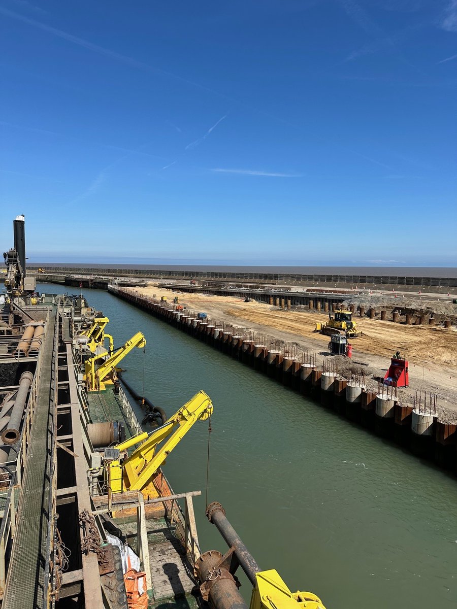 ABP News Release: ABP is pleased to announce it has reached a significant milestone in the construction of their Lowestoft Eastern Energy Facility (LEEF), at its Port of Lowestoft, with the commencement of capital dredging. Read more: abports.co.uk/news-and-media…