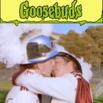 Photo by Goosebuds (@GoosebudsPod)