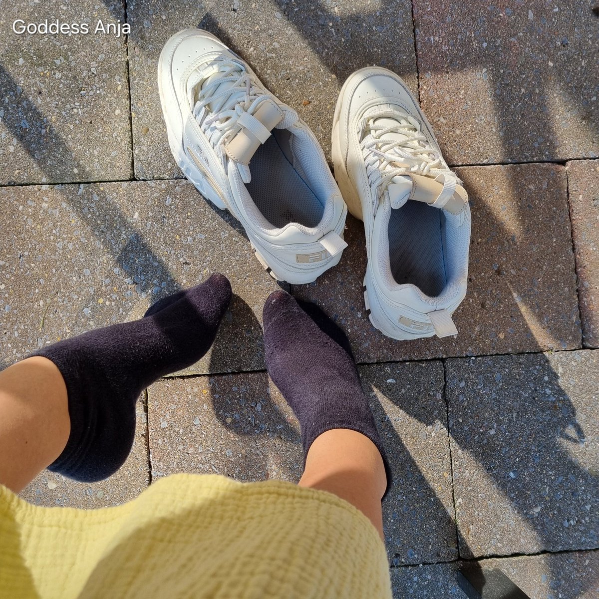 _Goddess_J123's tweet photo. Enjoying my birthday and the sunshine! ☀️

The only thing that could make this day even better is a big fat send... 💸

https://t.co/JKvwJKVKlM

#findom #domme #finsub #paypig #feetpics #feetpic #socklover #feetlover #feetworship #feet #socks https://t.co/rYmakt5YkI