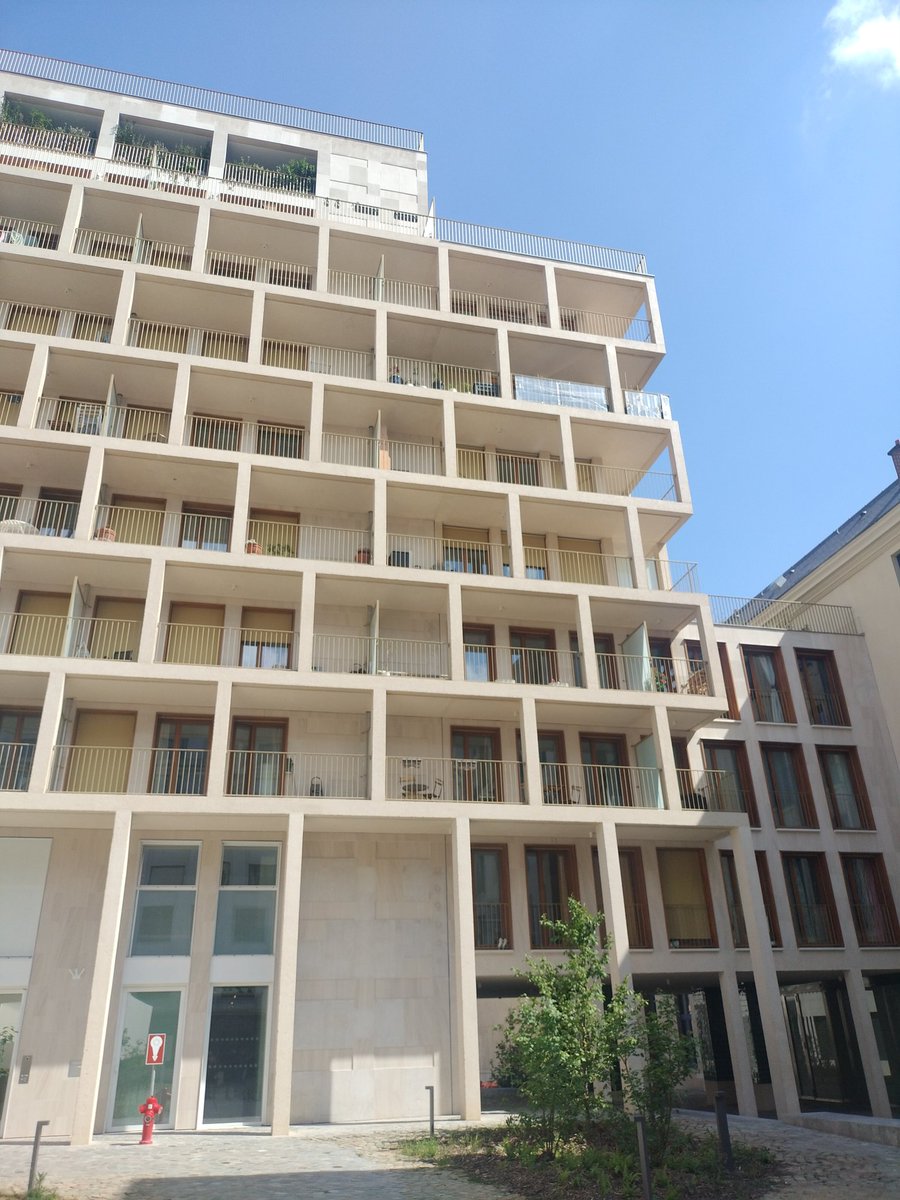 César Armand (@cesarmand) on Twitter photo #LundiTerrain
Visite de l'îlot Saint-Germain, remarquable transformation de l'ancien ministère de la #Défense en #logements
Avec trois présidentes-c'est peu banal-:
<a href="/emmacosse/">Emmanuelle Cosse</a> <a href="/UnionHlm/">UnionHlm</a>, <a href="/c_leconte/">Christine Leconte</a> Ordre des <a href="/Architectes_org/">Conseil national de l'Ordre des architectes</a>,
et <a href="/Dominiq_Estrosi/">Dominique Estrosi-Sassone</a> Affaires économiques <a href="/Senat/">Sénat</a> #LundiTerrain
Visite de l'îlot Saint-Germain, remarquable transformation de l'ancien ministère de la #Défense en #logements
Avec trois présidentes-c'est peu banal-:
<a href="/emmacosse/">Emmanuelle Cosse</a> <a href="/UnionHlm/">UnionHlm</a>, <a href="/c_leconte/">Christine Leconte</a> Ordre des <a href="/Architectes_org/">Conseil national de l'Ordre des architectes</a>,
et <a href="/Dominiq_Estrosi/">Dominique Estrosi-Sassone</a> Affaires économiques <a href="/Senat/">Sénat</a>