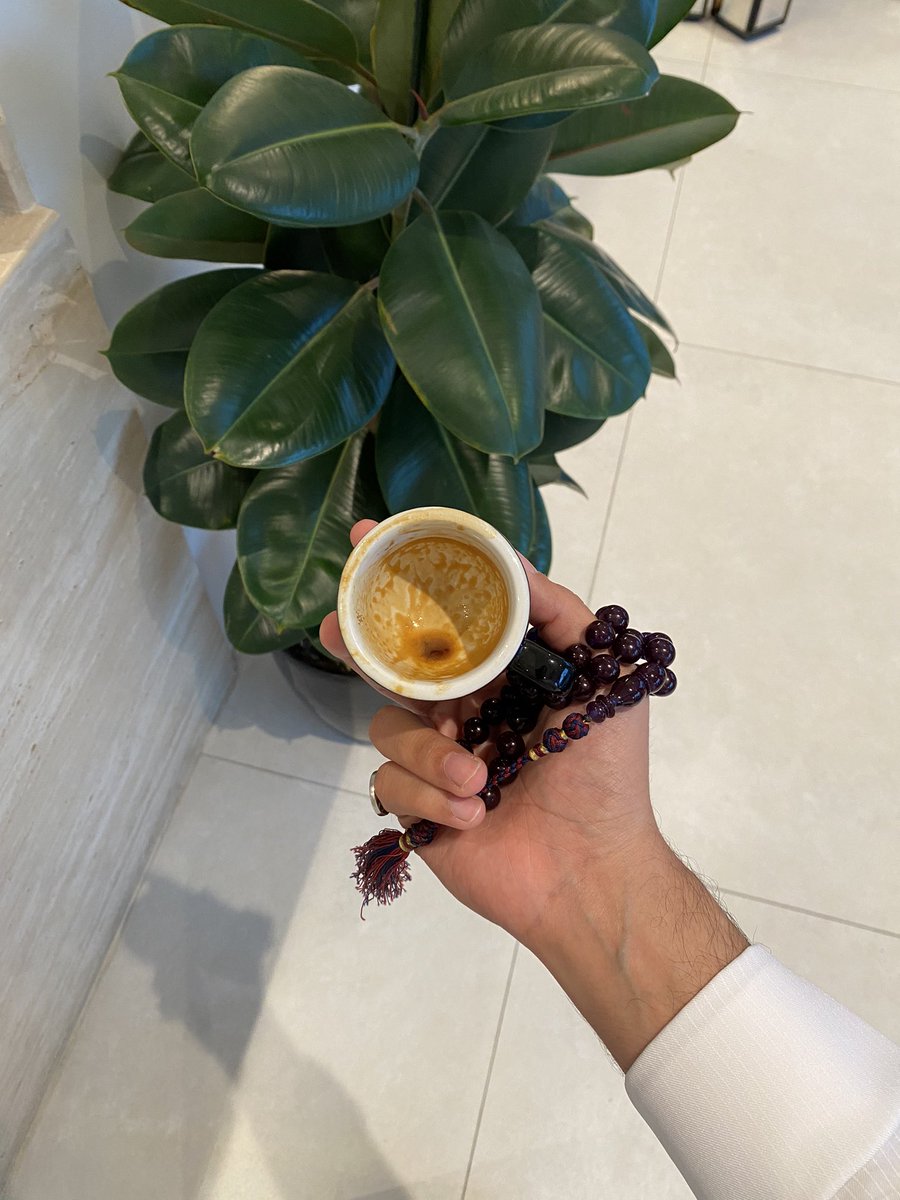 i7muteb's tweet photo. " لو لي لحظة تأمل من حياتك؟ طوّليها
بيني وبين العيون اللي أحب.. ألفين طاري." https://t.co/qSaNVJMr1V