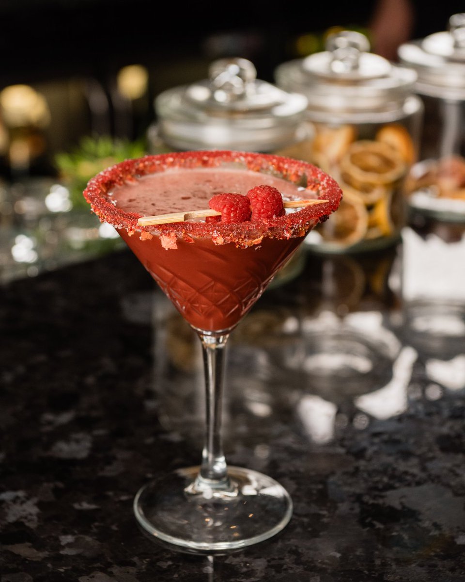Sofitel Heathrow tweet media