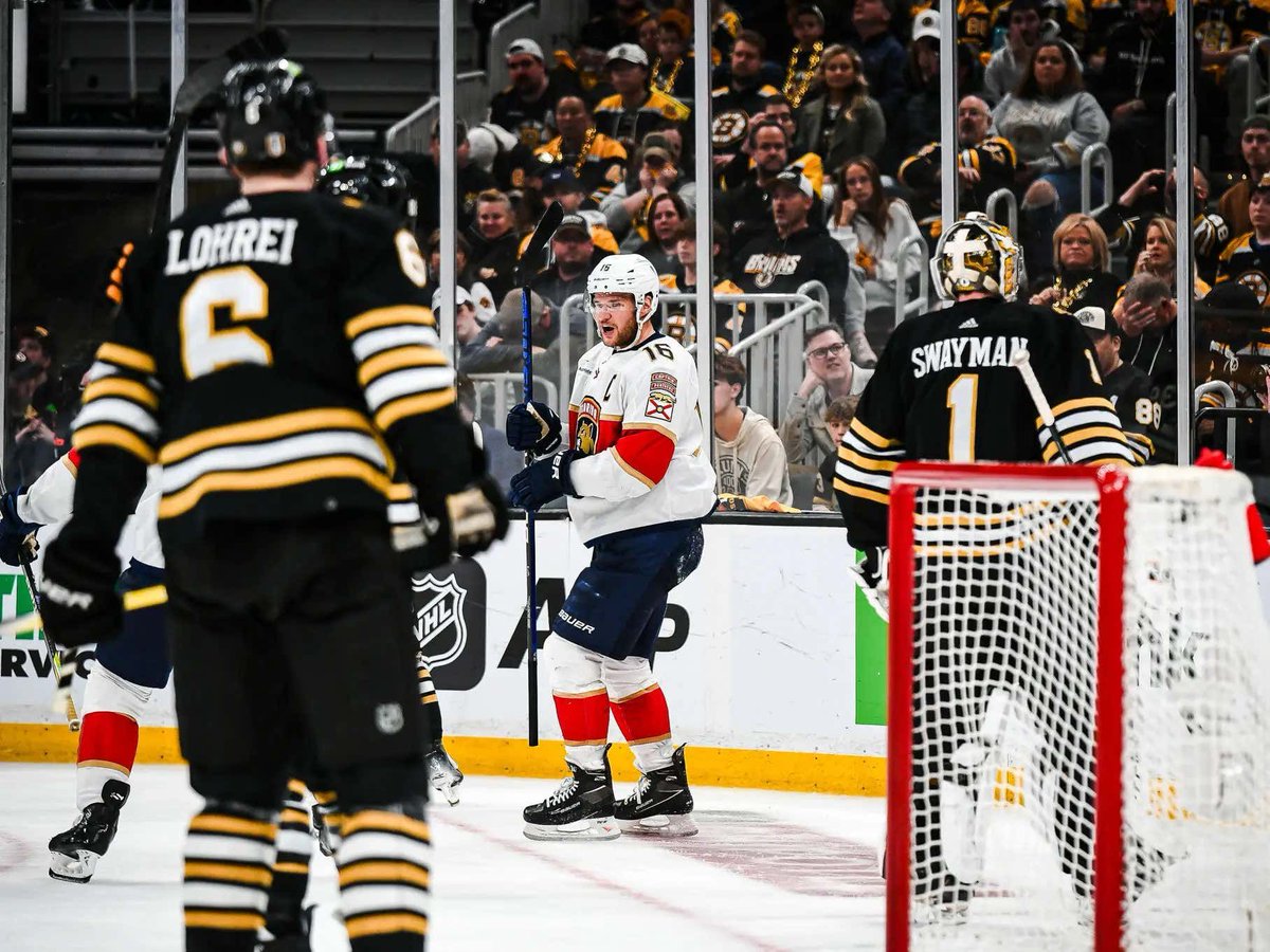 barstoolsports's tweet image. The Bruins Continue To Get Hosed By The Officiating But My God Are They Infuriating buff.ly/3WKgdgZ