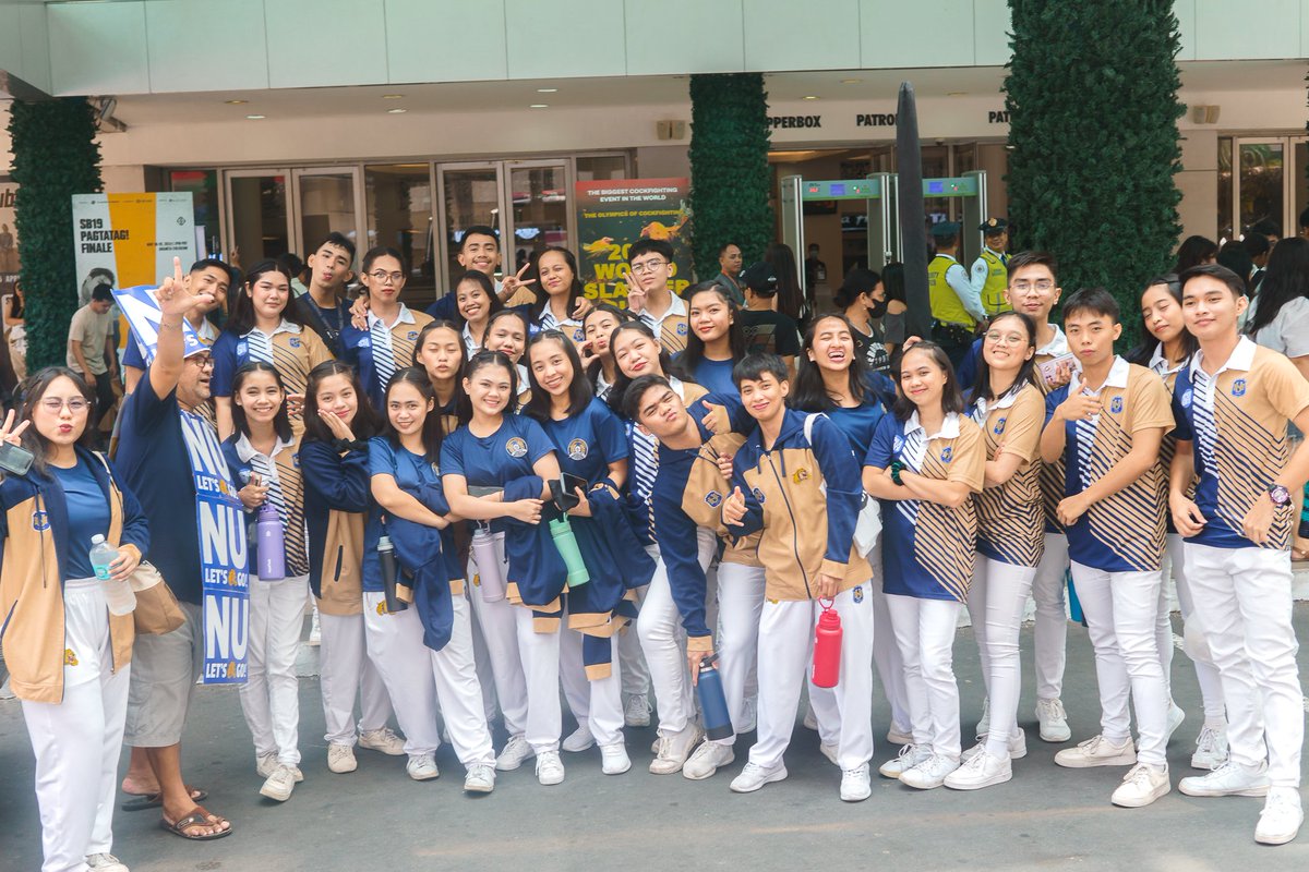 helloryleh's tweet photo. National University Cheer Squadron w/ NUNU 💛💙 GAME 1, NU🐶 VS UST🐯
#UAAPSeason86 
#NUCS
#NUPD

ctto: Joshua Spencer Diasanta https://t.co/QfztLpQr8F