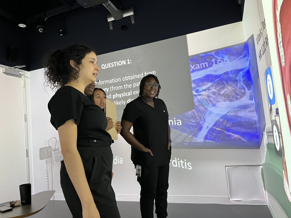 UNTHealth_TCOM's tweet photo. Needle safety, immersive training and a self-guided walk-through of different simulations and questions to answer for TCOM’s Class of 2027. It’s all part of their second pass at the Musculoskeletal and Skin System as they prepare to become second-year students in three weeks! 👏 https://t.co/El1HEDBjV5
