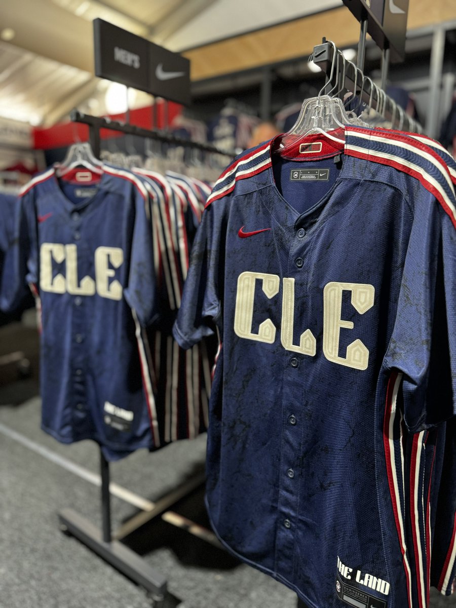 After seeing them in person, I’m completely sold on the new @CleGuardians City Connect uniforms.