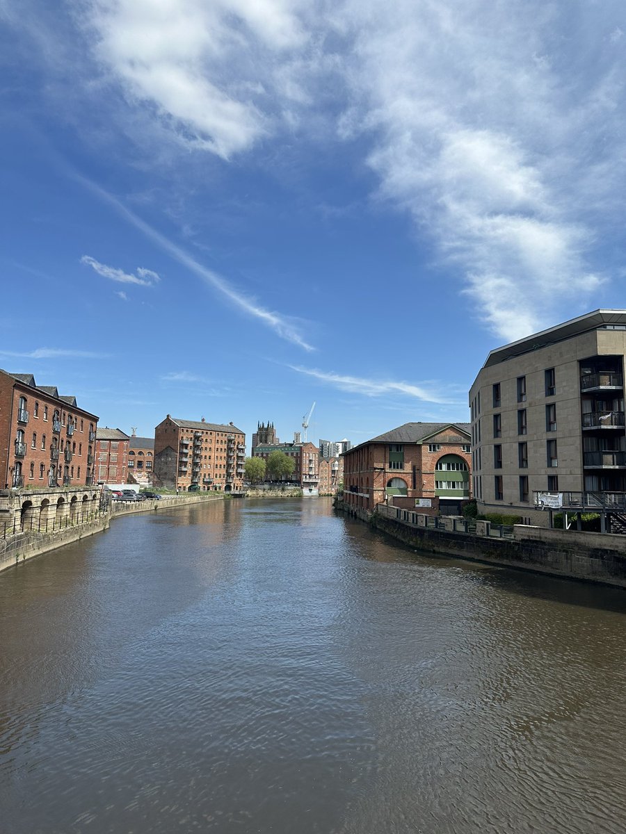 LocalDialogue's tweet photo. We attended a Netwalk today with the Constructive Futures team and students considering careers in the built environment. From Leeds city centre to the Dock where @UKREiiF will be taking place next week! Had some fantastic and inspiring conversations accompanied by these views! https://t.co/6fihHmTm8J