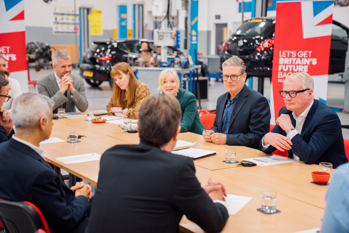 Keir_Starmer's tweet photo. In the local elections more people voted for Labour mayors. 

They voted for change. They voted for delivery. 

Backed by a Labour government, we can turbocharge growth in every part of the country. 

Labour in power is mission focused on working people. https://t.co/S7jw7Qza1m