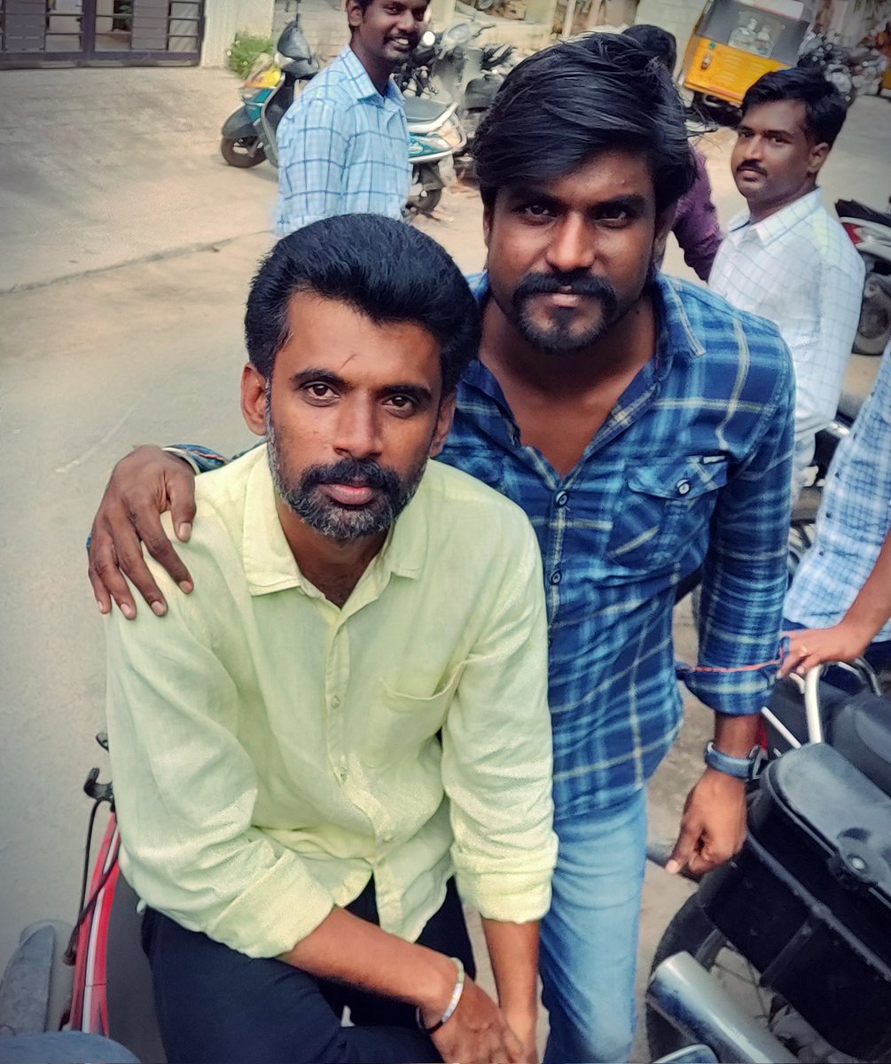 இனிய பிறந்தநாள் வாழ்த்துகள் தம்பி 😍 <a href="/idumbaikarthi/">இடும்பாவனம் கார்த்திக்</a>