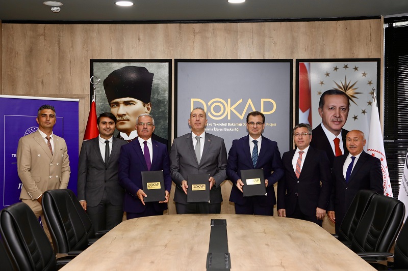 merzifonkymkmlk's tweet photo. DOKAP Tarafından Desteklenecek Olan Proje İmza Töreni Gerçekleştirildi.
https://t.co/wBrHbxCvX4 https://t.co/IR1zRuzRqE