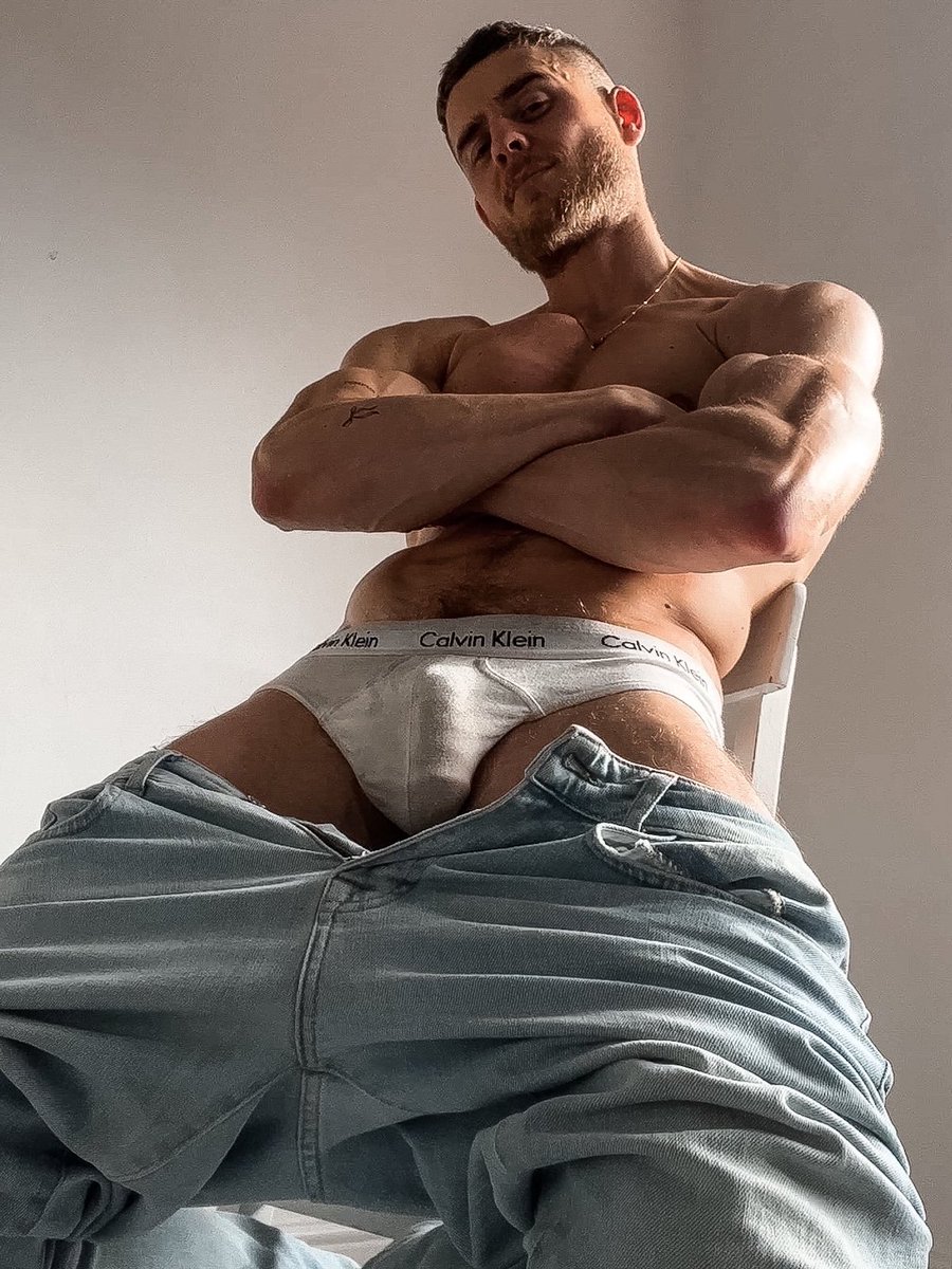daddy_shred's tweet photo. What's caught your eye? 😉🔥 https://t.co/s9xTGJrwKR